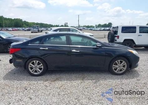 2013 Hyundai Sonata Limited z USA, uszkodzony, nr VIN 5NPEC4AC2DH518844